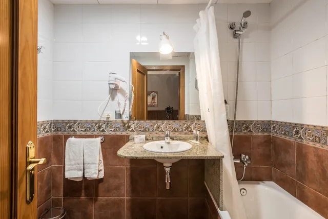 غرفة مفردة بسرير مزدوج، Vita Beret Hotel 8/8