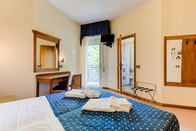 غرفة رباعية بشرفة، Hotel Verona 6/10
