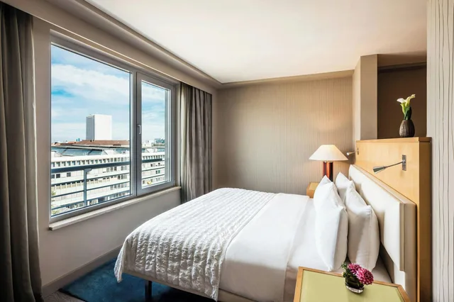 جناح ديلوكس بسرير كينج، Le Meridien Munchen 1/3