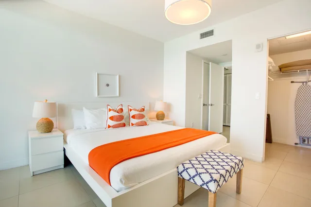 Luxury, Apartment, King Bed, Beach Front, Sofa, Balcony، Miami Vacations Corporate Rentals - Monte Carlo 3/9