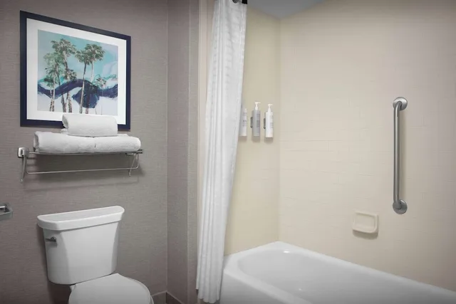 جناح بسريرين كوين وسريرين كوين بغرفتي نوم، Homewood Suites By Hilton Orlando Airport 5/5