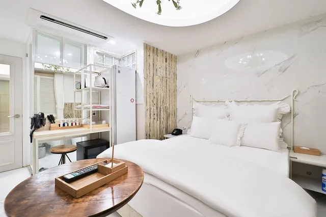 غرفة ديلوكس بسرير مزدوج، February Hotel Hwanggeum 6/9