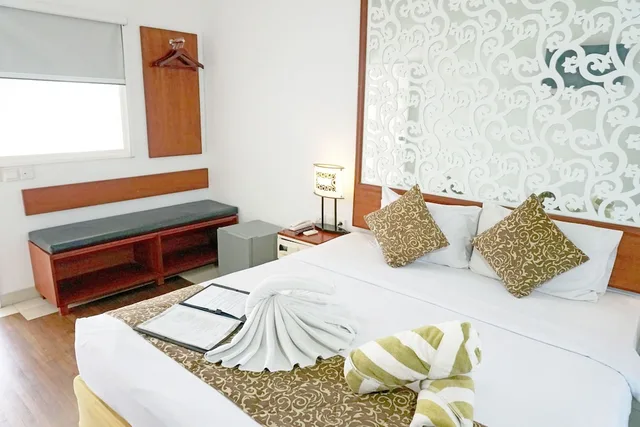 Superior, Double Bed, Samsara Inn 1/3