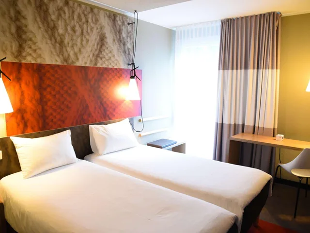 غرفة بسريرين منفصلين، Ibis Aachen Marschiertor Aix-La-Chapelle 1/4