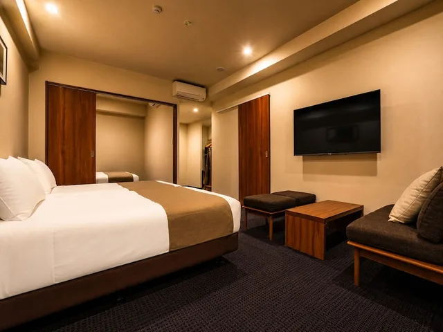 جناح ديلوكس بسرير كوين وسرير فردي بغرفة نوم واحدة بجاكوزي، Randor Residential Hotel Kyoto Suites 6/10