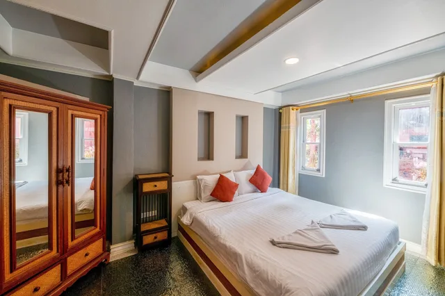 1 Bedroom, Exclusive, Suite, King Bed, Sofa, The Train Resort And Spa 3/9