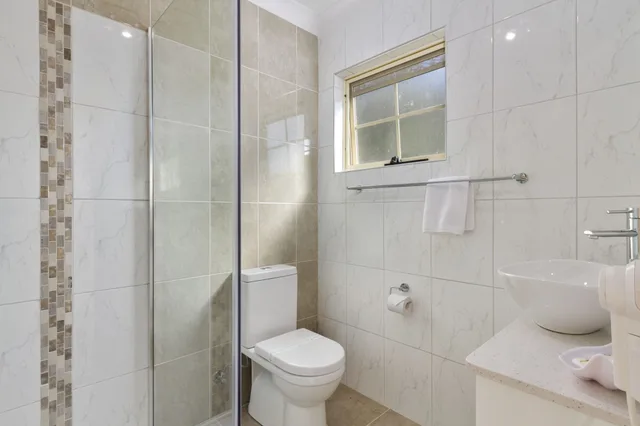 2 Bedrooms, Swan, Family, Cottage, Swansea Cottages & Motel Suites 4/6