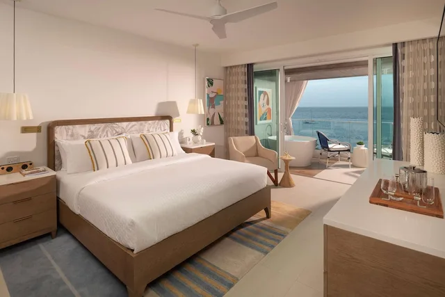 Penthouse, King Bed, Beach Front, Balcony, Club Floor، Sandals Dunn's River - Adults Only 1/3