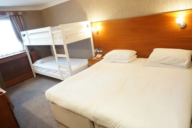 غرفة ثلاثية بثلاثة أسرّة، THE PARK HOTEL LIVERPOOL 4/9