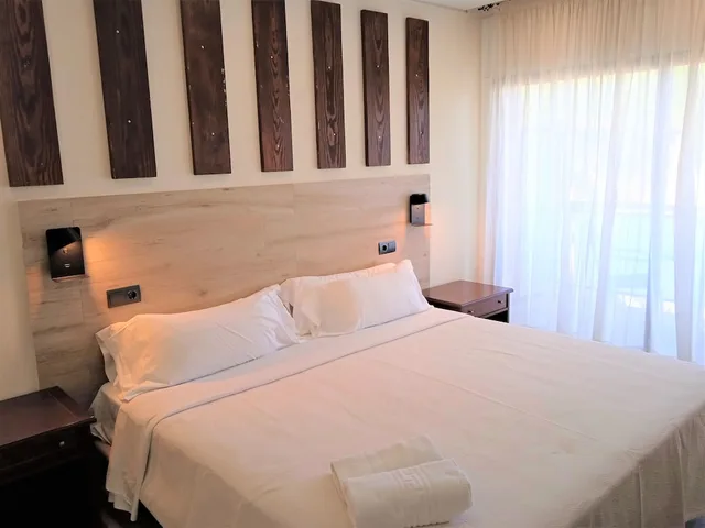 غرفة بسرير مزدوج بشرفة، Hotel 153 3/6