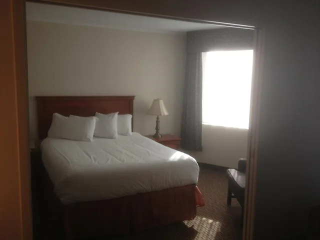 جناح تنفيذي بسرير كينج وسرير كوين، Hotel Chrome Montreal Centre Ville 5/7