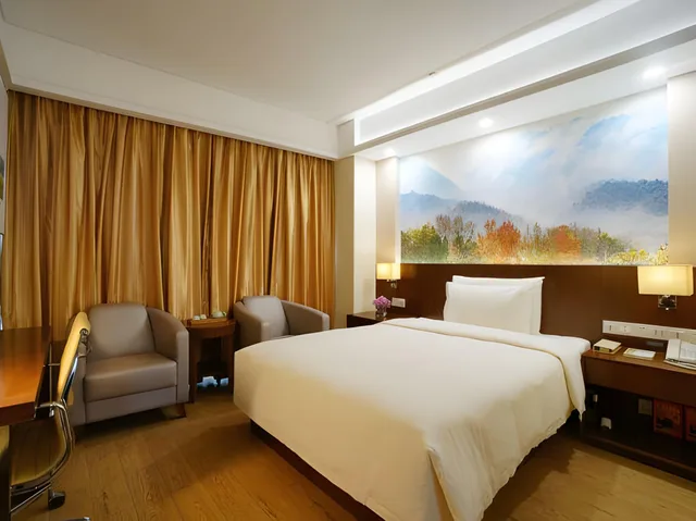 Elegant, Double Bed, Atour Hotel (Guangzhou Yueqiao) 1/2