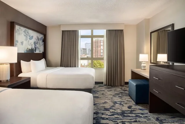 جناح بسريرين مزدوجين بإطلالة على المتنزه مع أريكة، Embassy Suites by Hilton Atlanta at Centennial Olympic Park 3/5