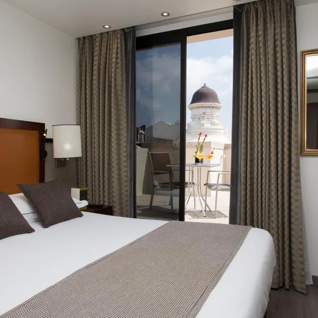 غرفة سوبيريور بسرير مزدوج، Hotel Balmoral 1/3