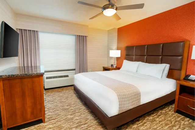 جناح بسرير كينج بغرفة نوم واحدة مع أريكة، Homewood Suites By Hilton Hanover Arundel Mills 2/8