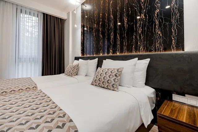 غرفة قياسية بسريرين منفصلين، Kutaisi Inn 3/6