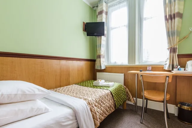 Room, Single, Single Bed, The Marker Hotel 2/10
