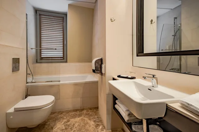 غرفة كبيرة بسرير مزدوج مع سرير إضافي، Residence 5/7