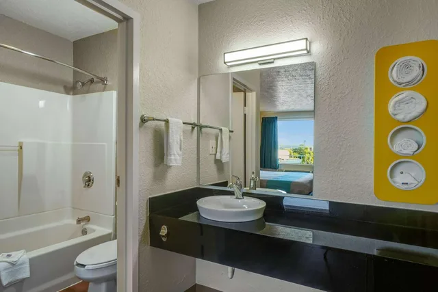 غرفة بسريرين كوين، Motel6 Lexington, KY - East I-75 5/5