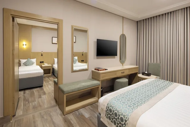 Connected Room (5 Pax)، فندق عفراء(Afraa Hotel) 9/10