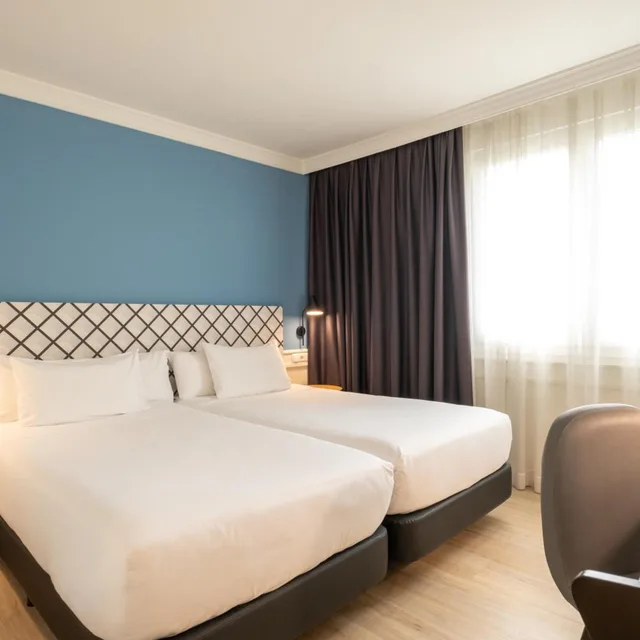 غرفة ديلوكس، Hotel Silken Rio Santander 2/4