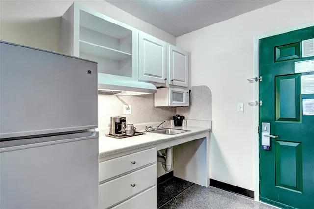 غرفة بسرير كينج لذوي الإعاقة، Suburban Studios Westminster Denver North 6/6