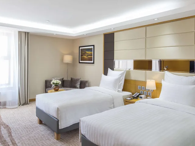 غرفة قياسية بسريرين منفصلين مع أريكة، Novotel Ulaanbaatar 4/9