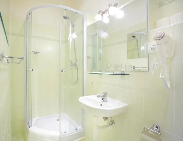 غرفة ثلاثية بسرير مزدوج وسرير فردي، Wenceslas Square Hotel 10/10