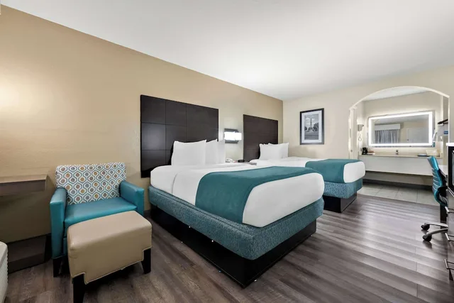 غرفة قياسية بسريرين مزدوجين، Best Western Catalina Inn 4/5