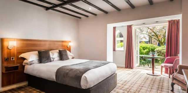 Executive, Cottage, Double Bed, Last Drop Village Hotel And Spa 5/8