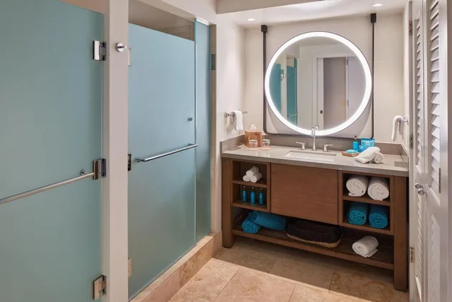 Club, Guest Room, 2 Queen Beds, Ocean Front, Club Lounge Access, Top Floor, The Ritz-Carlton O ahu, Turtle Bay 3/4