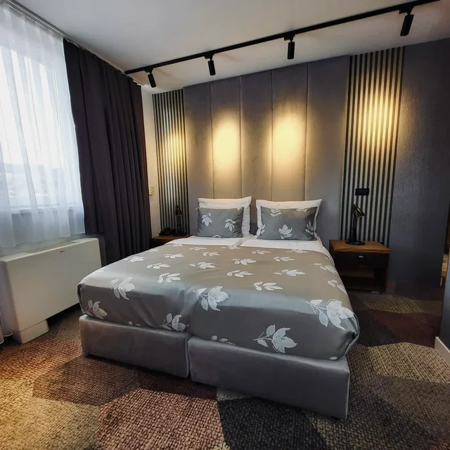 غرفة قياسية بسرير مزدوج، City View Deluxe Sarajevo 2/10