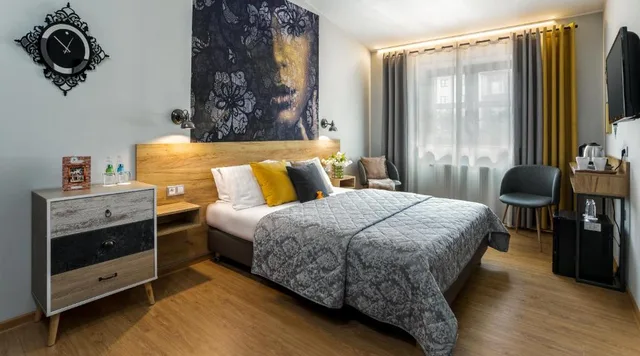 Standard, Double Bed, Art And Garden Residence 1/6