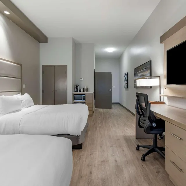 غرفة بسرير كينج وسريرين كوين، Best Western Premier Prince Albert 2/10