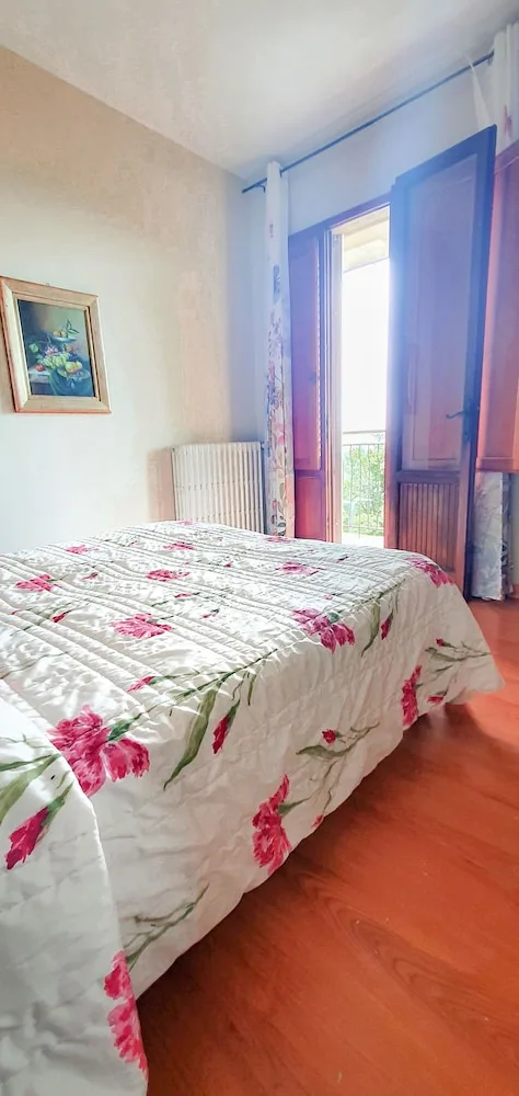 Basic, Queen Bed, Bellavista 2/4