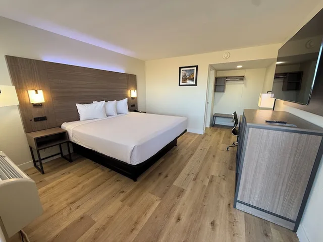 غرفة بسرير كينج، Travelodge by Wyndham Imperial/El Centro 4/10