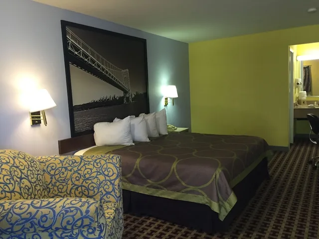 Standard, King Bed, Rest Inn Atlantic City / Galloway 2/5