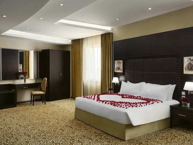 جناح بسرير كينج، موفنبيك القصيم(Movenpick Qassim) 2/8