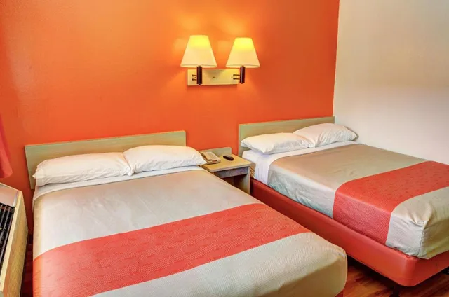 غرفة بسريرين مزدوجين، Motel6 Slidell, LA - New Orleans 7/10