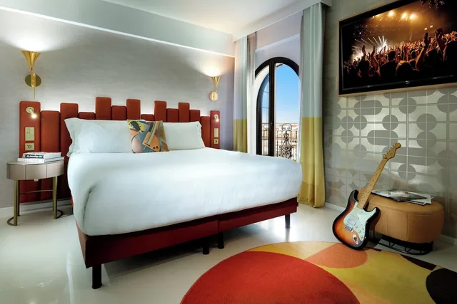 جناح استوديو بسرير كينج مع أريكة، Hard Rock Hotel Marbella 3/10
