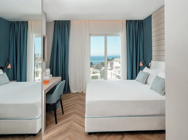 Superior, Hotel Tirrenia 4/5
