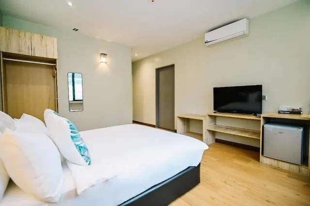 Deluxe, Queen Bed, Kingston Hotel 8 @ Kuala Lumpur Bukit Bintang 3/4