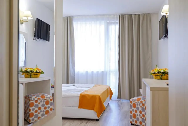 Superior, Single, Balcony or Terrace، Garden Nevis 1/1