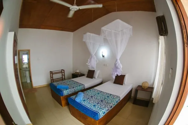 غرفة قياسية بسرير كوين، Hostel First Mirrisa 2/4