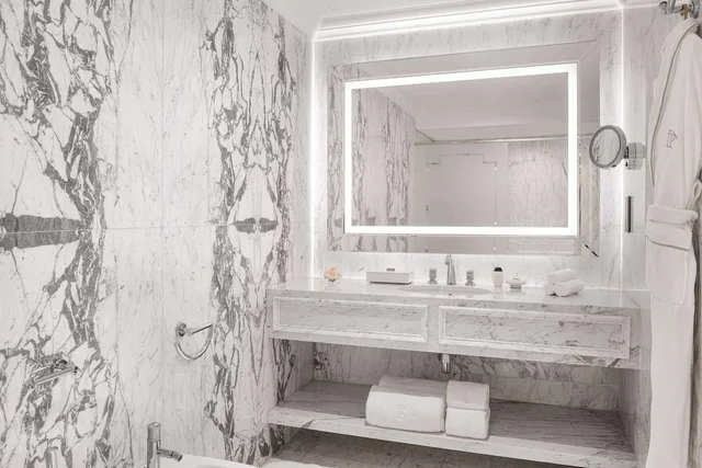 1 Bedroom, Plaza, Residential, Suite, King Bed، The Plaza Doha, LXR Hotels and Resorts 2/2