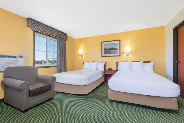غرفة قياسية، Days Inn By Wyndham Great Bend 1/3