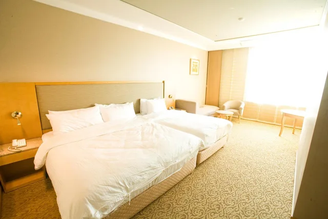 Grand, Hollywood, Twin Beds، The Grand Hotel Daegu 4/10
