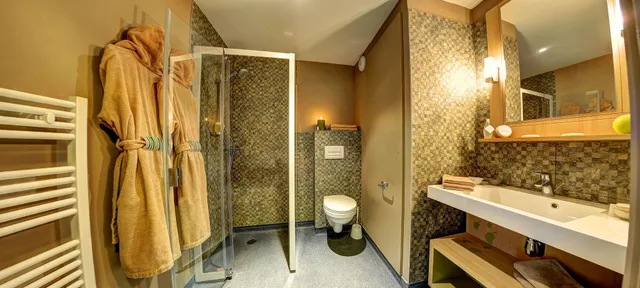 Suite, Queen Bed, Sofa, BO Resort & Spa 3/3