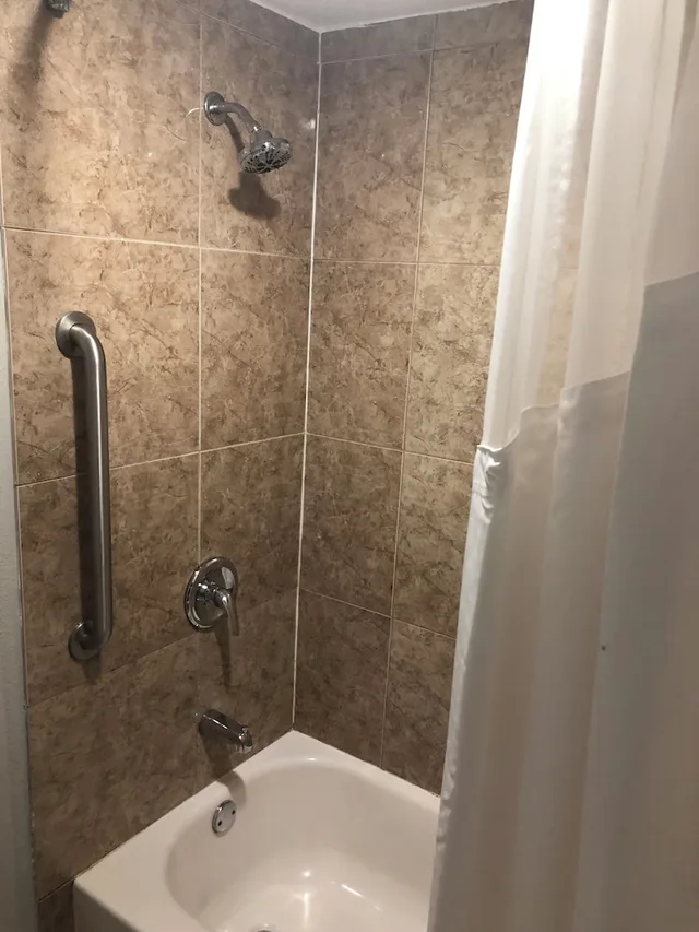 غرفة بسرير كينج، Executive Inn 9/9