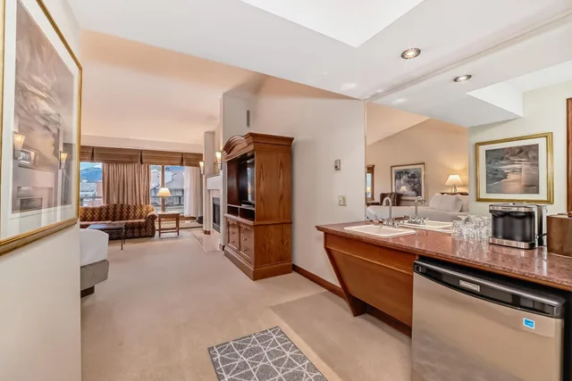 Executive, King Bed, No Air Condition، Jasper Inn And Suites 4/6